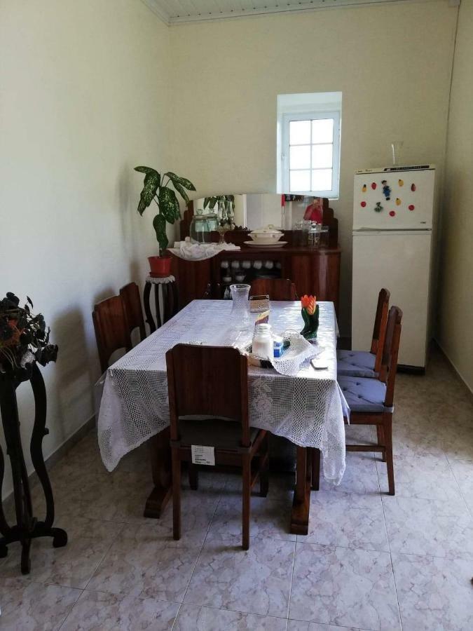 Вилла Grannys House Ангра-ду-Эроижму Экстерьер фото